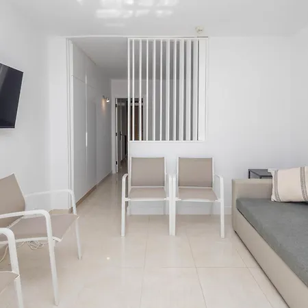 Arenas Cosy Flat - Balcony & Ac * Playa del Ingles (Gran Canaria)