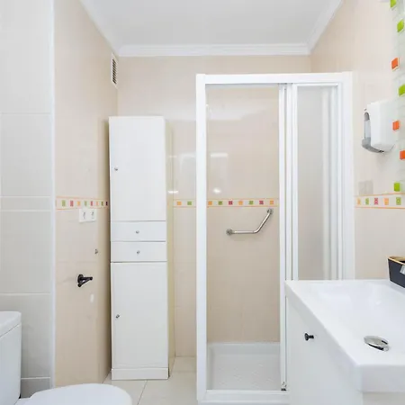 Arenas Cosy Flat - Balcony & Ac Apartment *