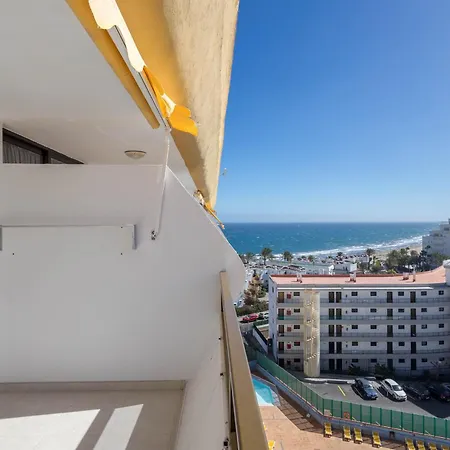 Arenas Cosy Flat - Balcony & Ac